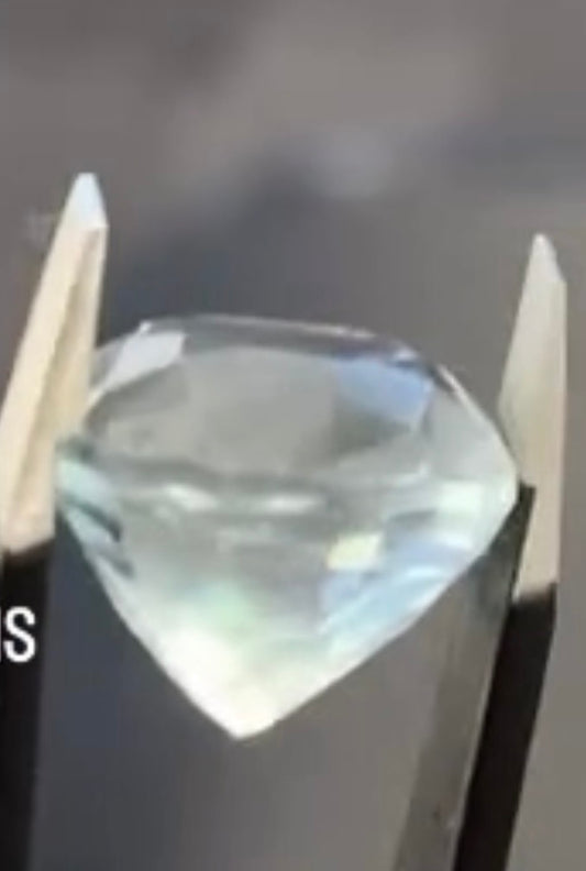 Aquamarine in perfect circle — calm, clarity, and endless flow 💎