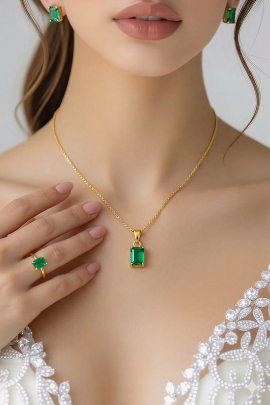 Golden Aura Emerald Set