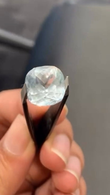 Aquamarine in perfect circle — calm, clarity, and endless flow 💎